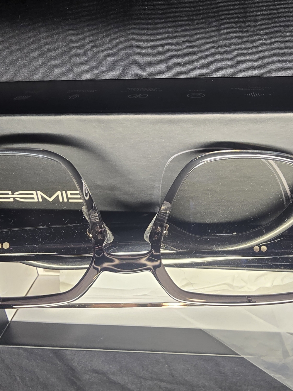 GIMBEIV E13 Bluetooth Smart Glasses – Photochromic Lenses – Like New - Picture 5 of 6